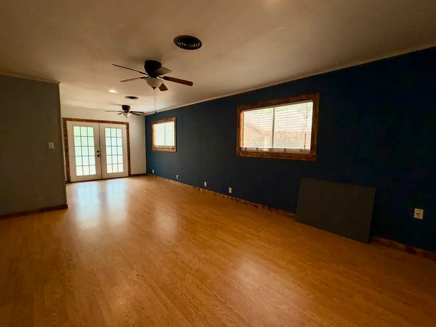 103 N Pineview Terrace, Crockett, TX 75835 - #3