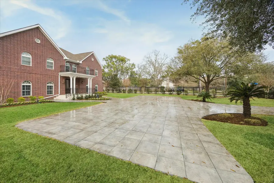 9206 Westview Drive, Houston, TX 77055 - #3