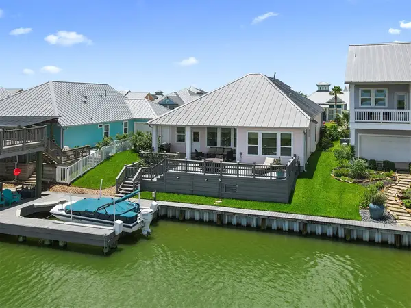 5321 Brigantine Cay Court, Texas City, TX 77590