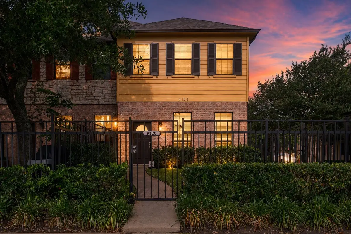 9120 Lakes At 610 Drive, Houston, TX 77054 - #1