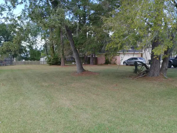 3620 Shore Shadows Drive, Crosby, TX 77532