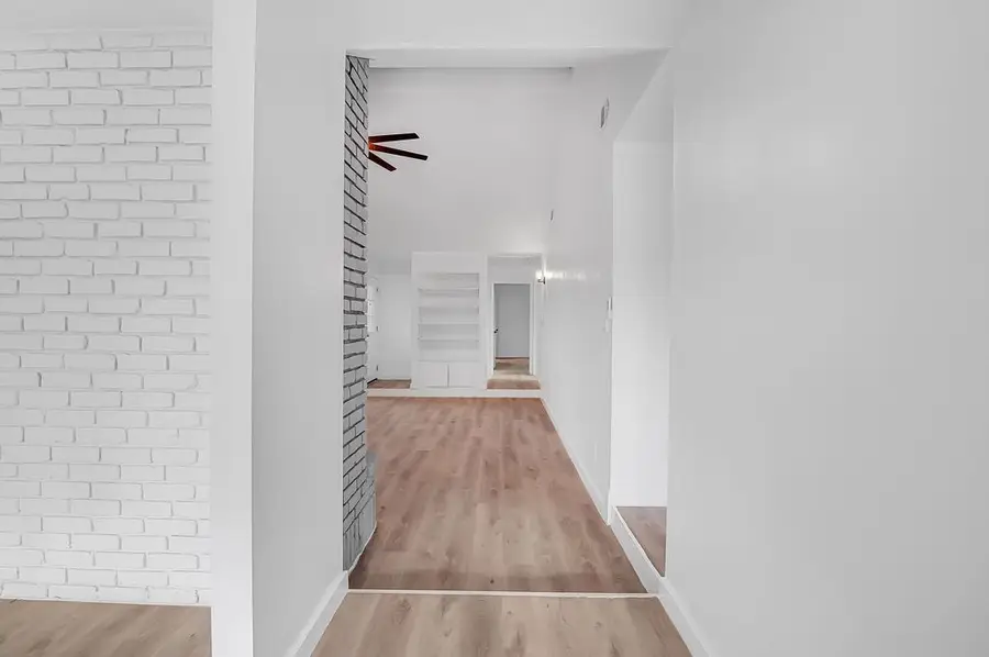 10603 Hillcroft Avenue, Houston, TX 77096 - #3