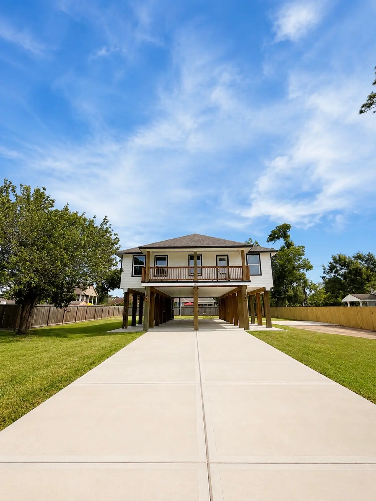 628 Oakdale Street, Shoreacres, TX 77571 - #1