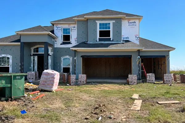 9214 Biles Court, Mont Belvieu, TX 77523