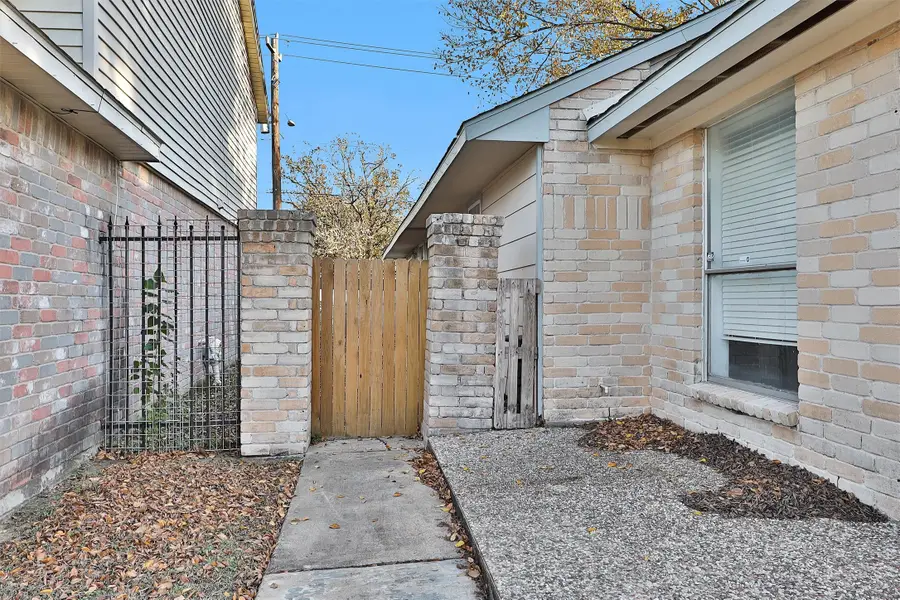 12443 S Rachlin Circle, Houston, TX 77071 - Image #3