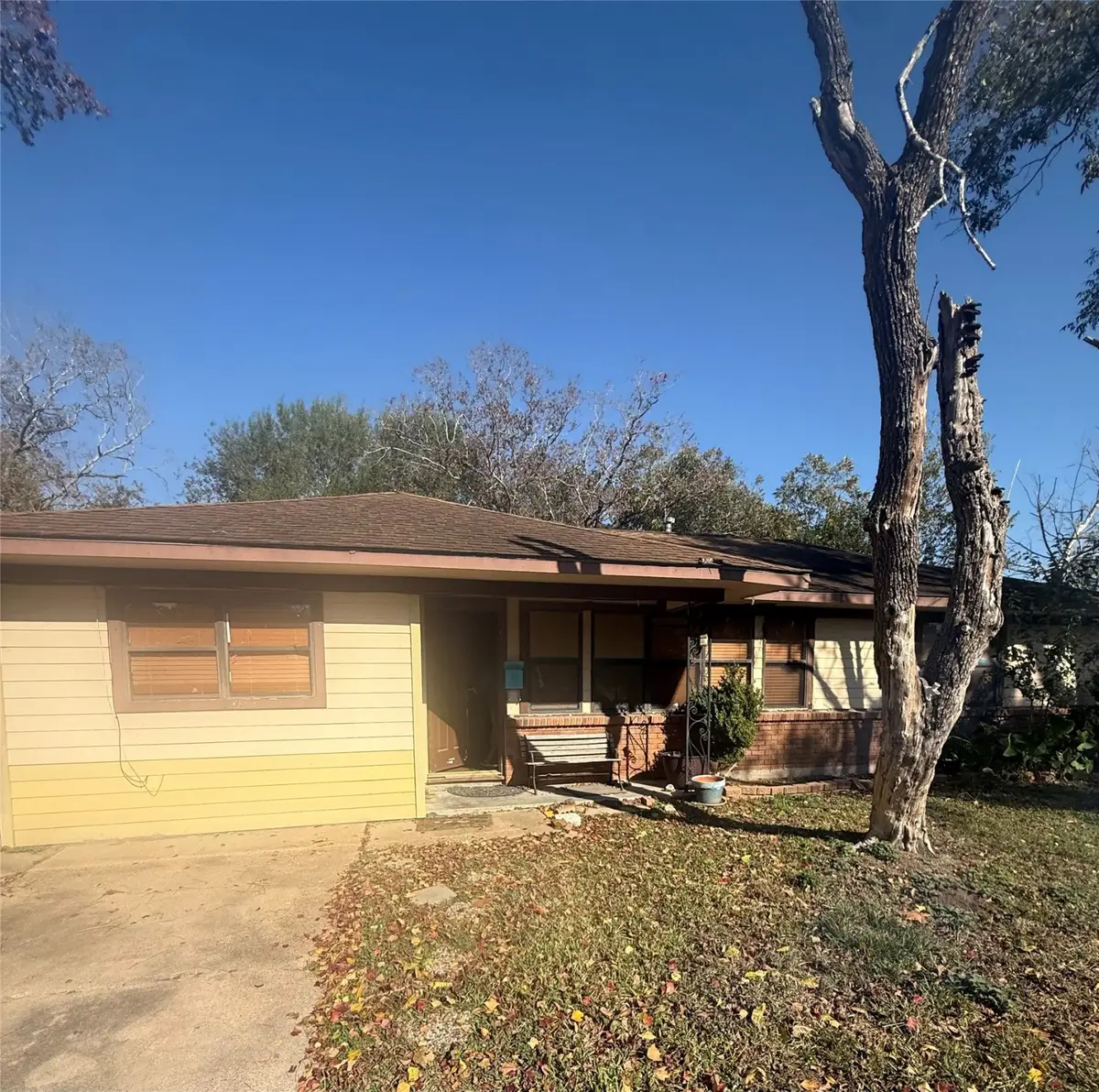 10913 Hoffer Street, Houston, TX 77075 - Image #1