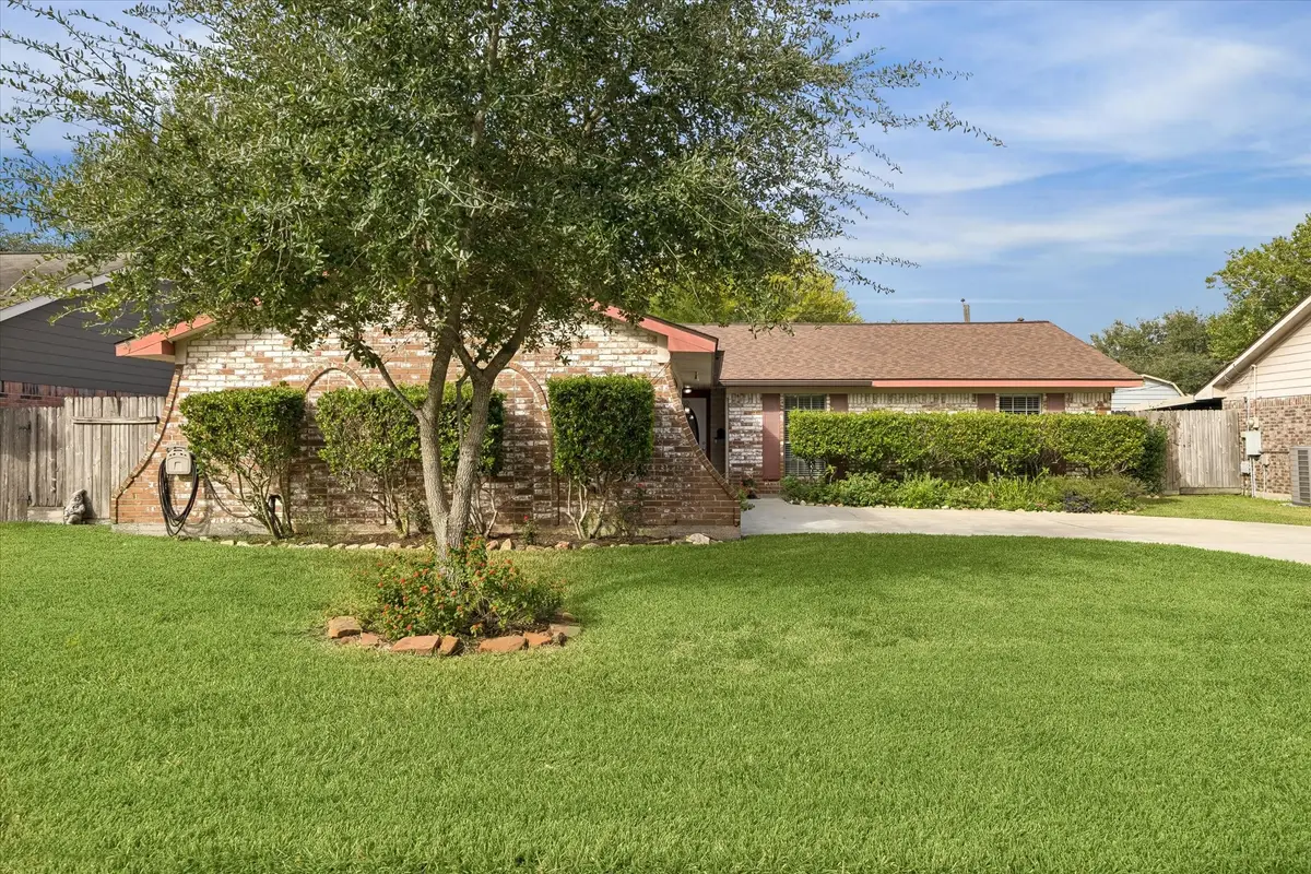 2310 Francis Drive, Pearland, TX 77581 - #1