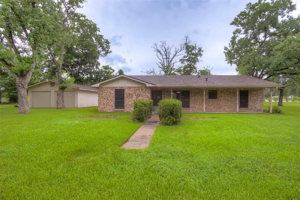 493 Lawrence Road, Trinity, TX 75862