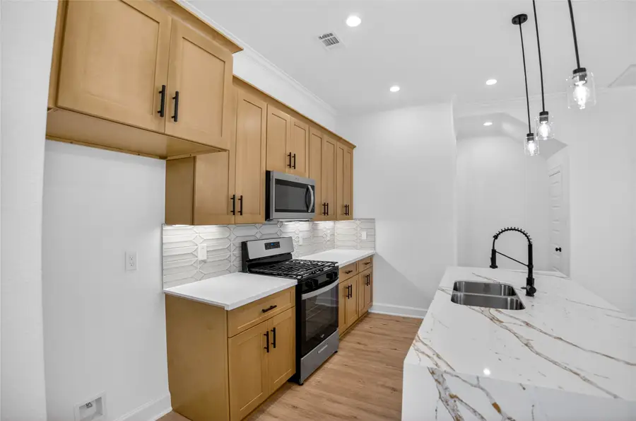 5013 Elizabeth City Street, Houston, TX 77021 - #2