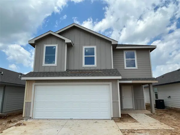 121 Mullins Drive, Rockdale, TX 76567