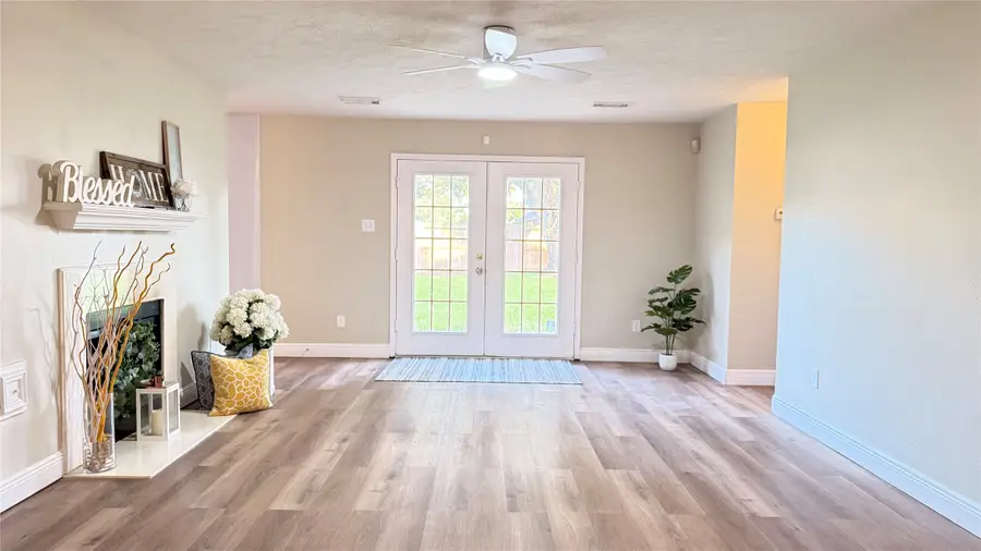 819 Foxborrough Lane, Missouri City, TX 77489 - #2