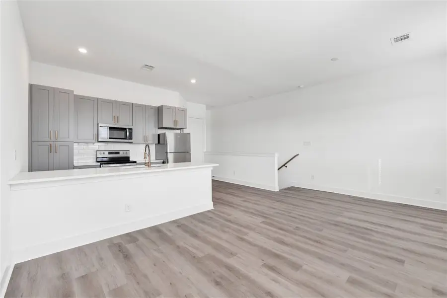423 Alvia Run Lane #AB, Houston, TX 77018 - #2
