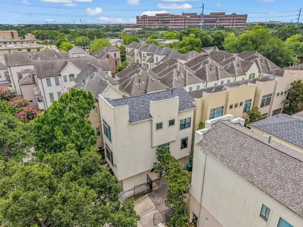 1914 Woodbury Street, Houston, TX 77030