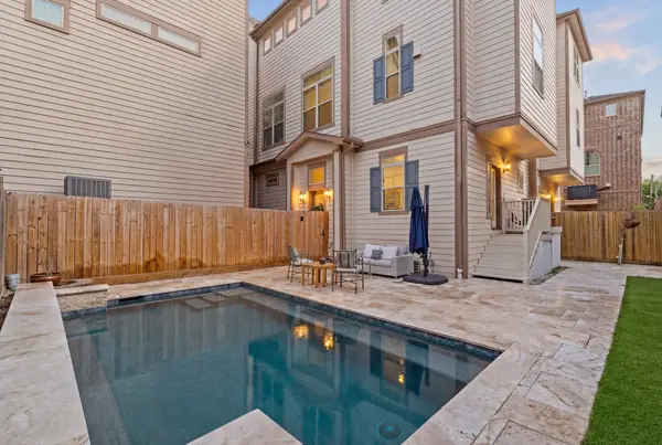 1621 W 23rd Street #B, Houston, TX 77008