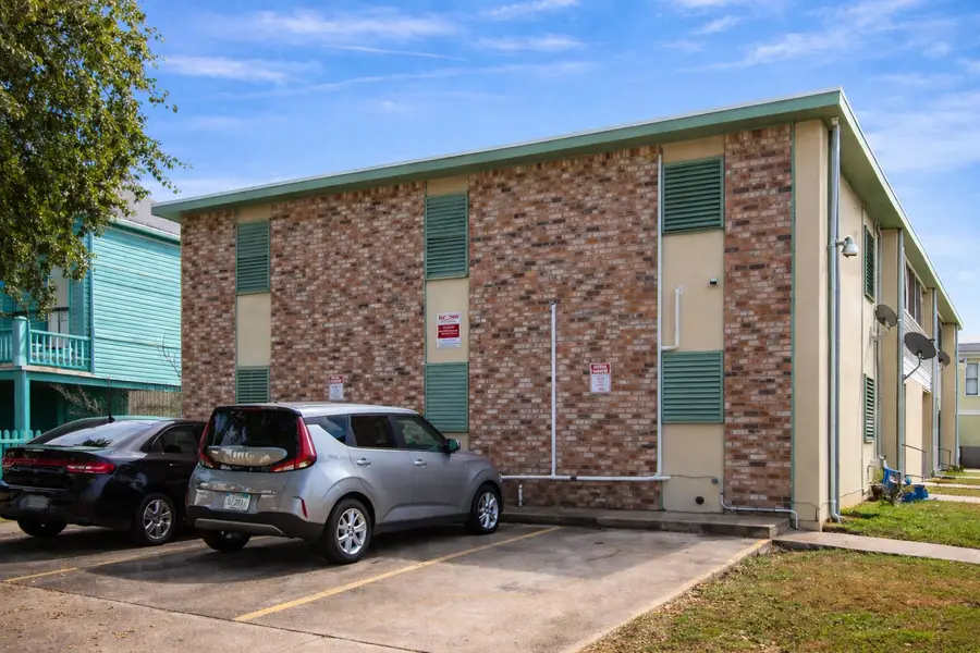 1908 33rd Street, Galveston, TX 77550 - Image #2