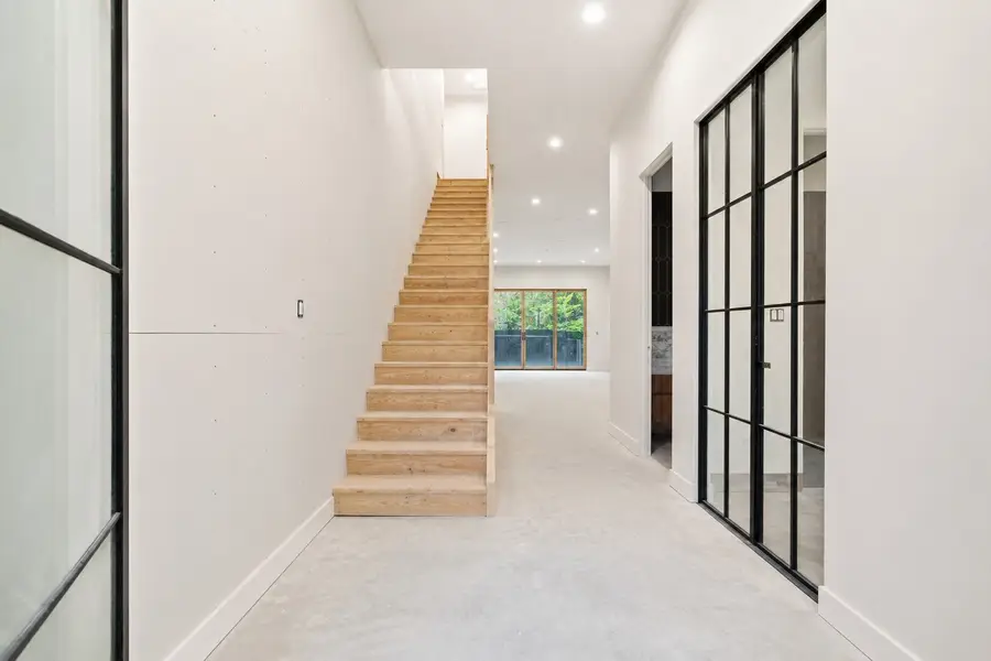 3023 Nottingham Street, West University Place, TX 77005 - #2