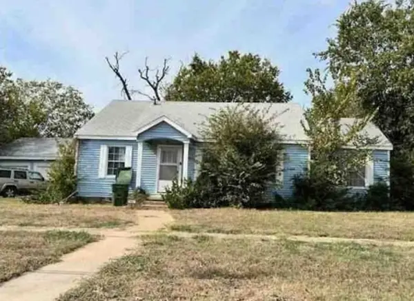 904 4th Avenue, Mineral Wells, TX 76067