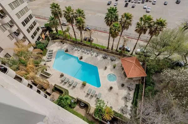 3525 Sage Road #917, Houston, TX 77056