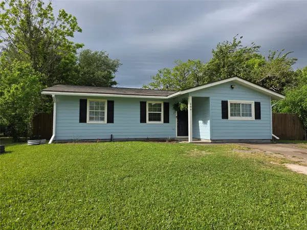 209 Franlee Street, La Marque, TX 77568