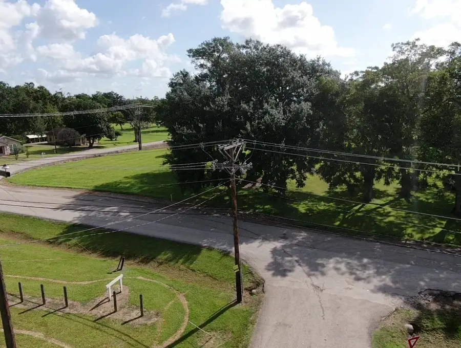 0 17th Street, West Columbia, TX 77486 - #3