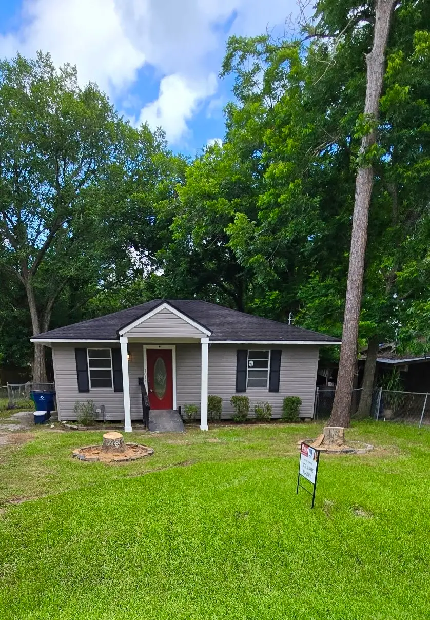 1014 N Arcola Street, Angleton, TX 77515 - #1