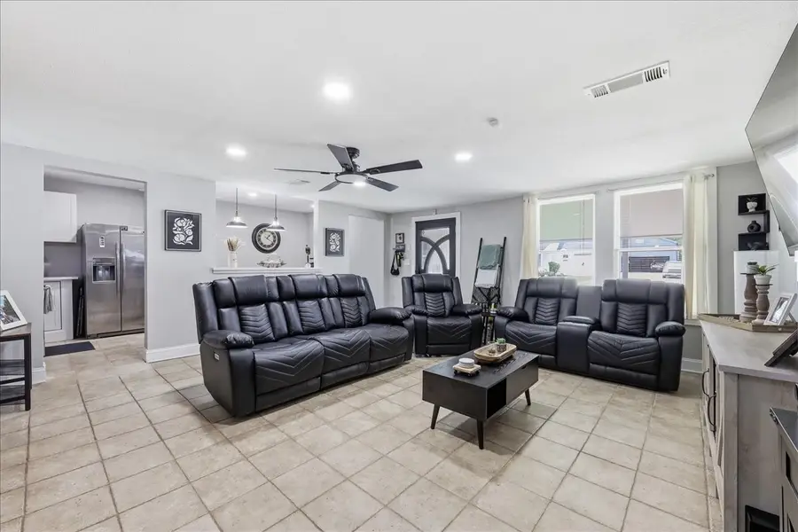 2509 Avenue D, Nederland, TX 77627 - #3