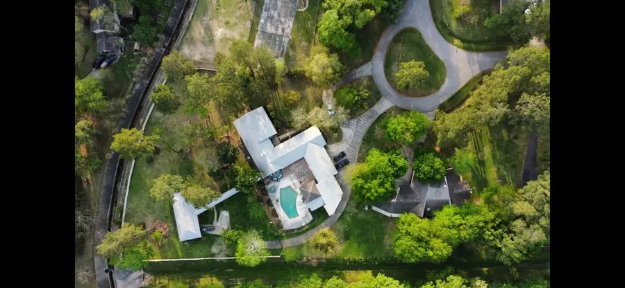 1310 Golden Bear Lane, Kingwood, TX 77339 - Image #3