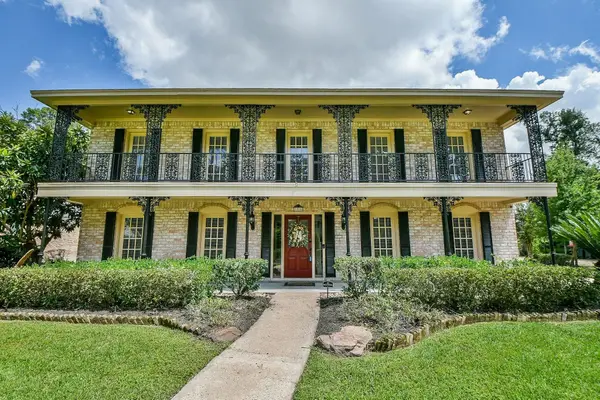 1015 Kanah Lane, Houston, TX 77090