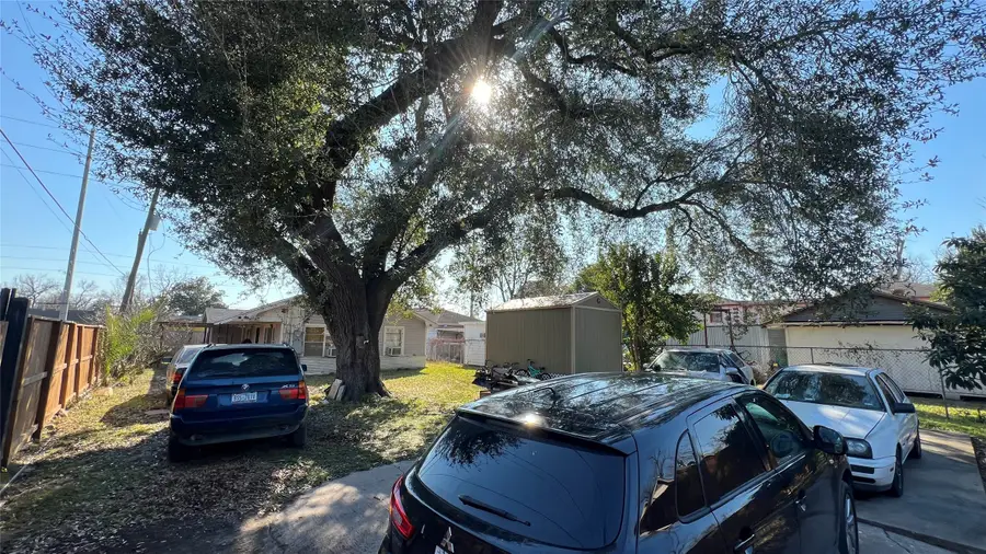 6903 Semmes Street, Houston, TX 77093 - #2