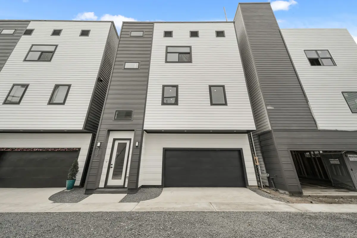 319 N Nagle Street, Houston, TX 77003 - #1