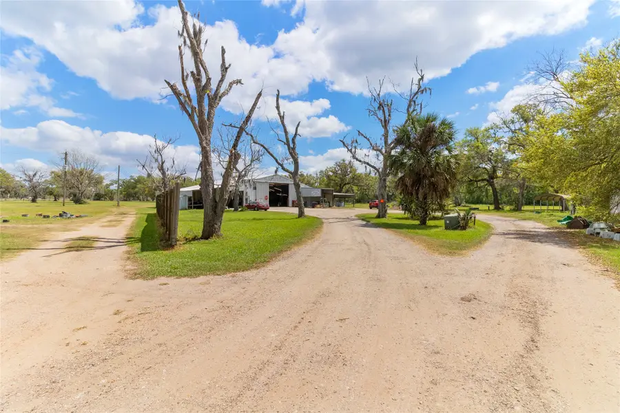 4239 County Road 348, Brazoria, TX 77422 - #2