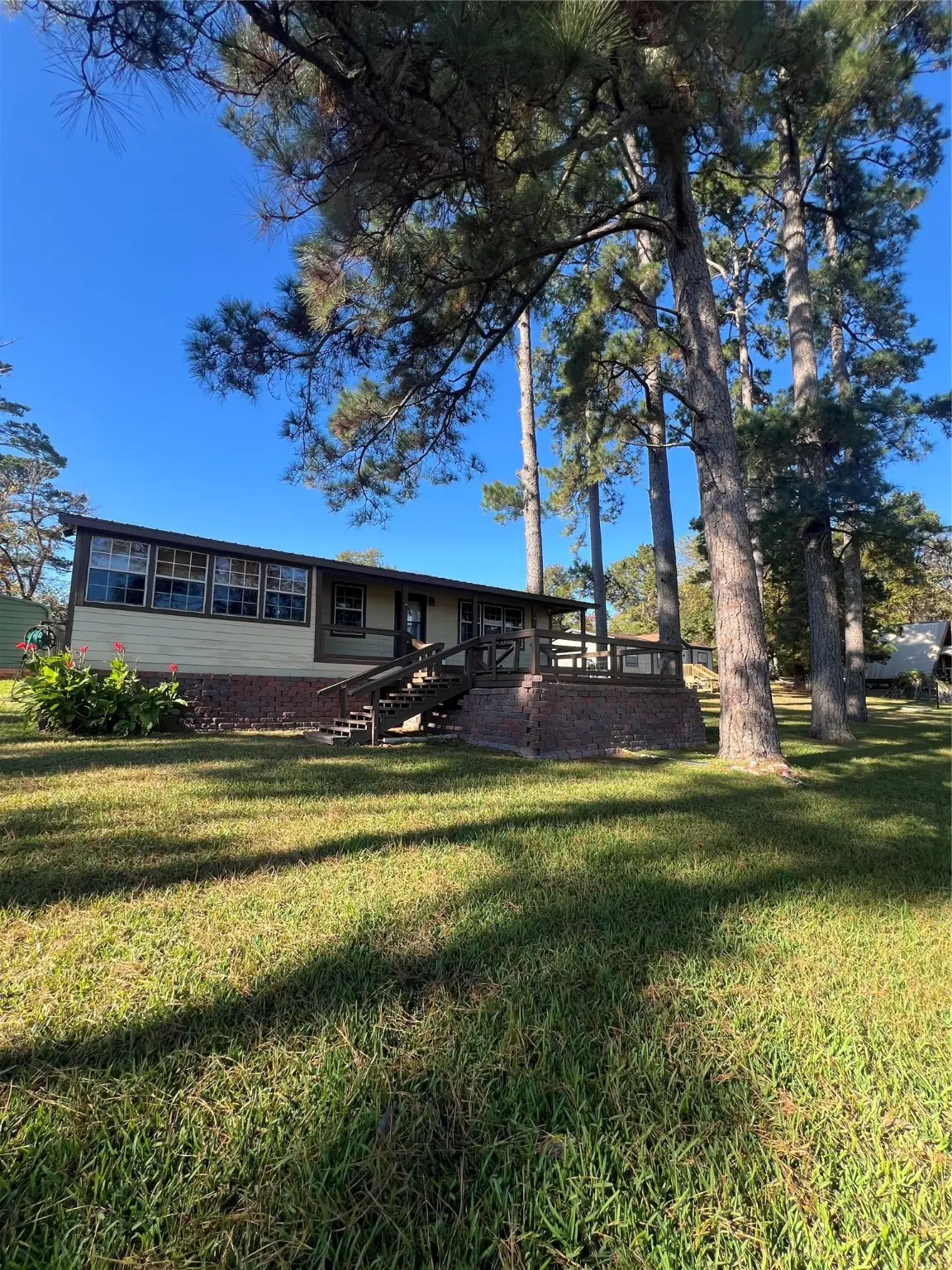 2 Lee Drive, Huntsville, TX 77320 - Image #1