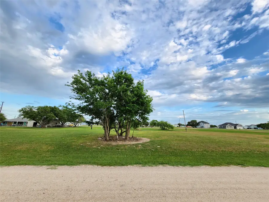 351 Mollnar Drive, Palacios, TX 77465 - #2