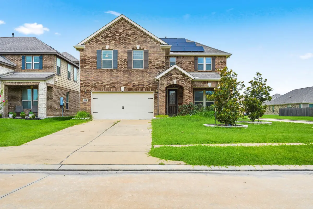 14201 Spring Birch Lane, Pearland, TX 77584 - #1