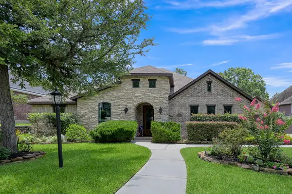 14 Melrose Drive, Montgomery, TX 77356