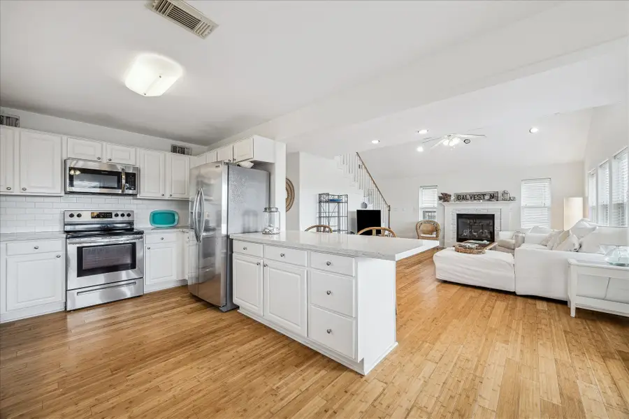 13723 Pirates Beach Boulevard, Galveston, TX 77554 - #2