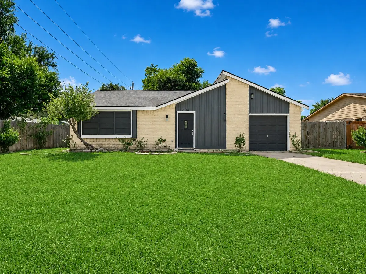 2711 Pheasant Creek Drive, Sugar Land, TX 77498 - #1