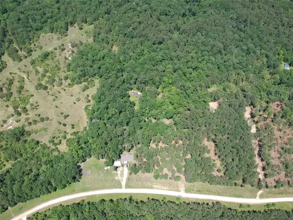 5183 Felix Currie Road, Point Blank, TX 77364