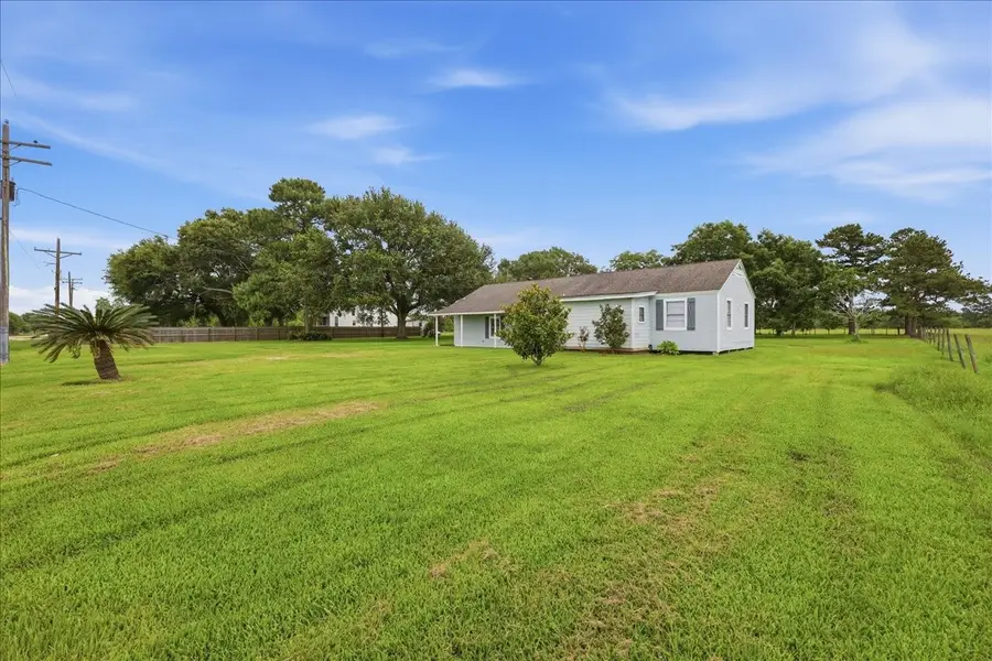 17261 County Line Road, Winnie, TX 77665 - #2