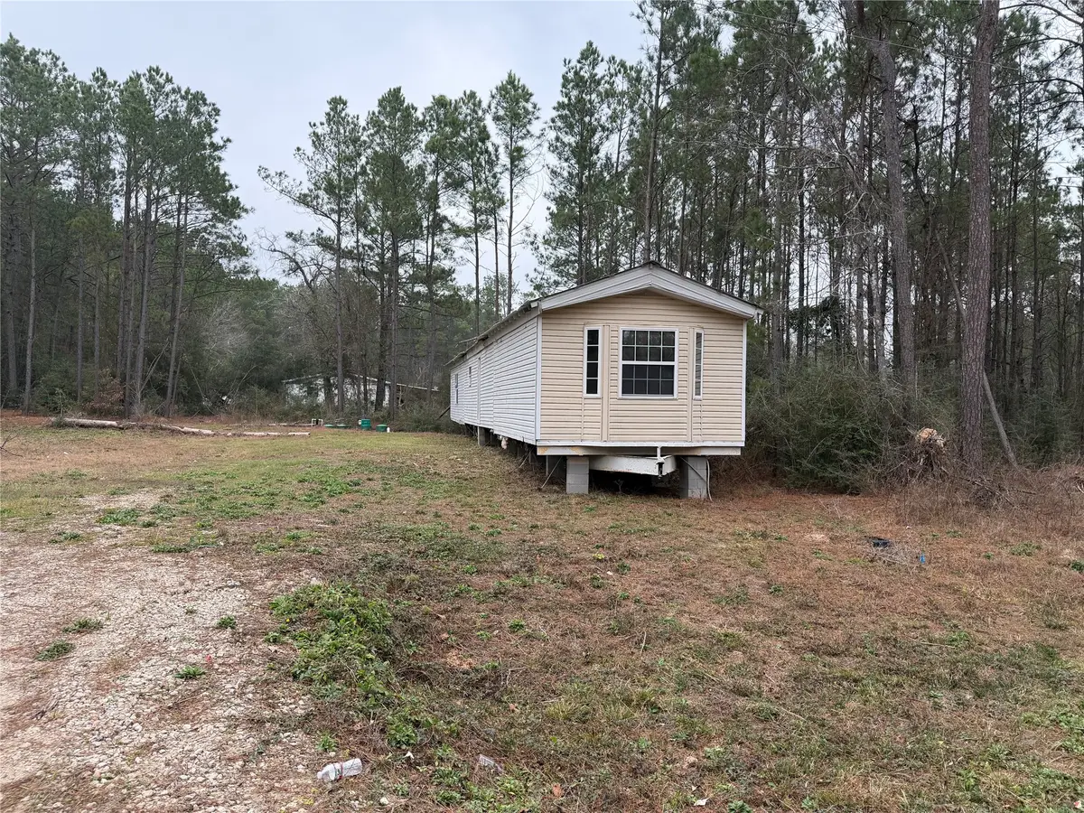 7913 Hawthorne Lane, Plantersville, TX 77363 - Image #1