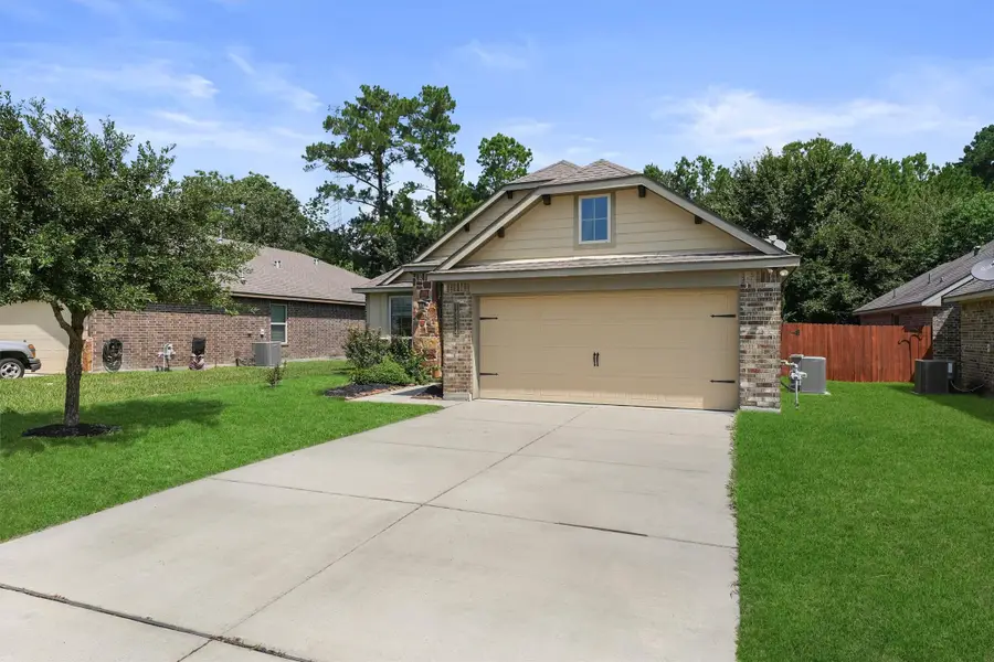 14344 N Summerchase Circle, Willis, TX 77318 - Image #2