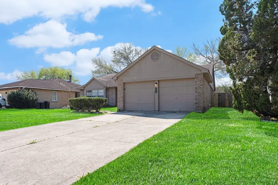 1826 Pilgrims Point Drive, Friendswood, TX 77546 - #3