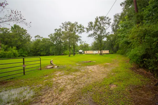 9613 Wingfield Drive, Lumberton, TX 77657
