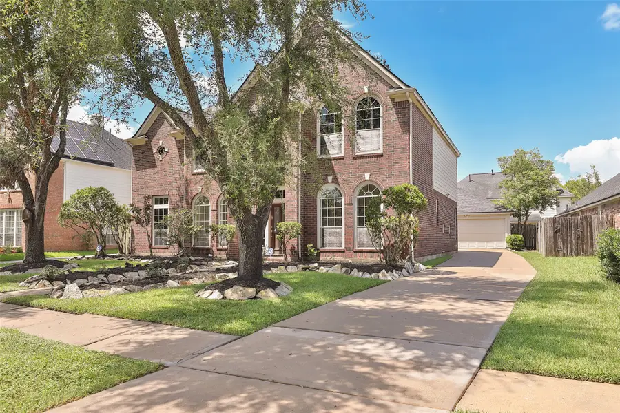 2306 Sparrow Branch Court, Sugar Land, TX 77479 - Image #2