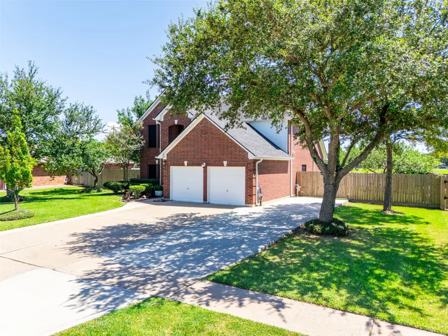 1205 28th Avenue N, Texas City, TX 77590 - #2