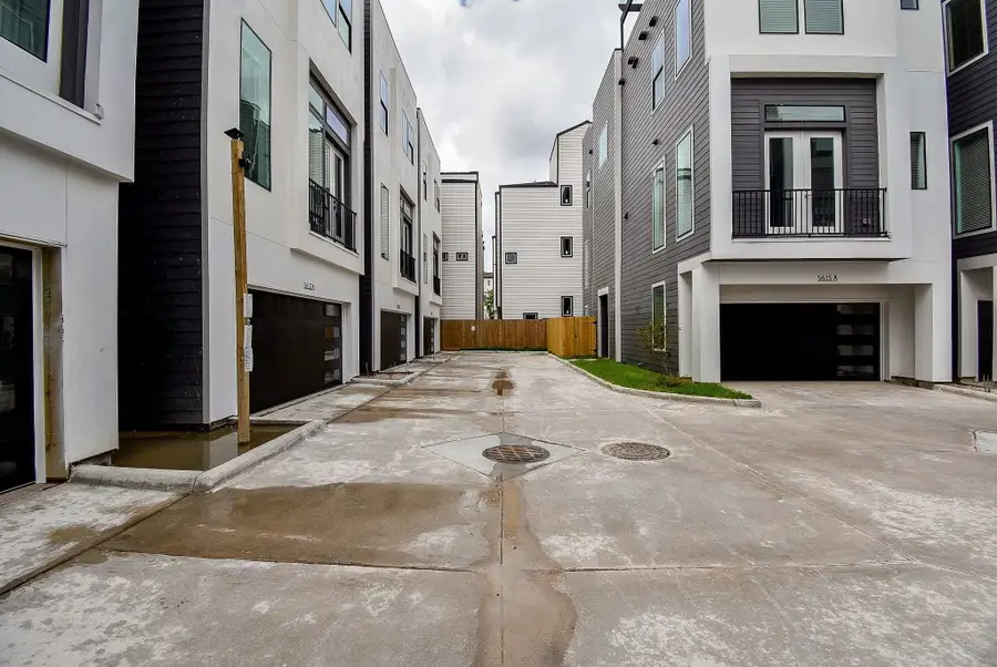 5613 Val Verde Street #B, Houston, TX 77057 - #2