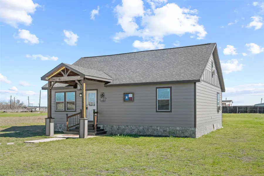 8921 Fresno Avenue, Alvin, TX 77511 - #2