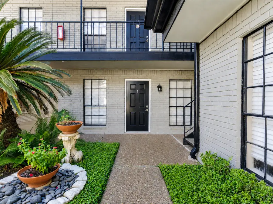 3402 Garrott Street #1, Houston, TX 77006 - #2