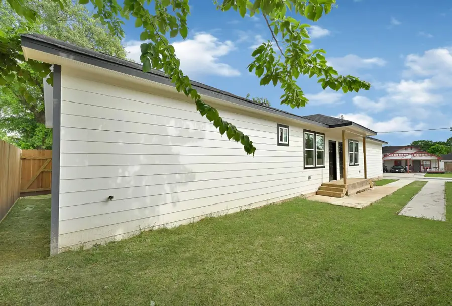 7939 Goode Street, Houston, TX 77012 - Image #2