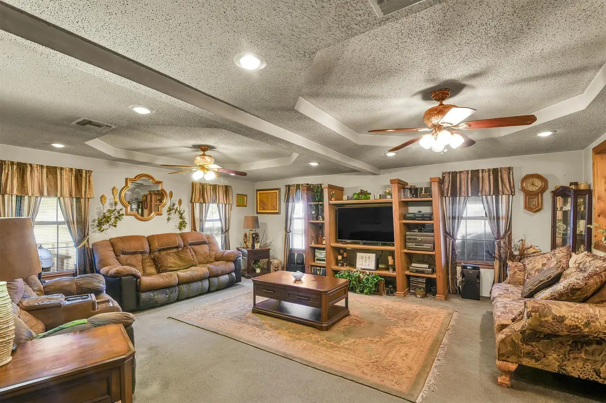 959 Walker Loop, Huntsville, TX 77340 - #1